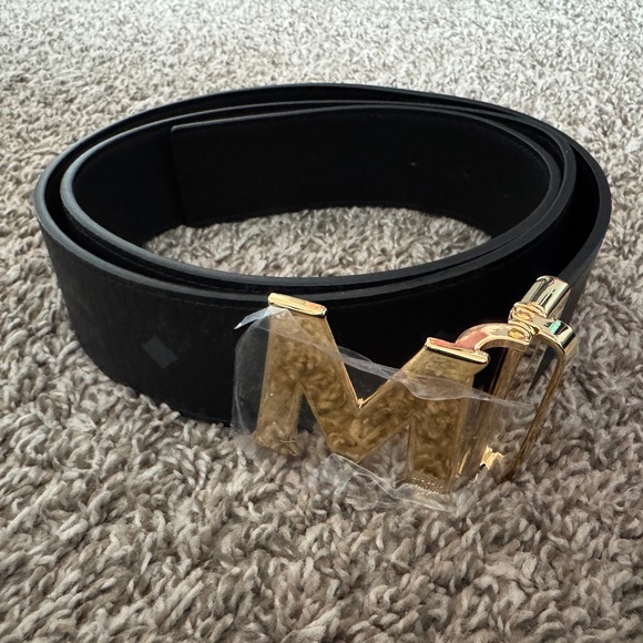 MCM Claus Reversible Belt (New - Never Used)